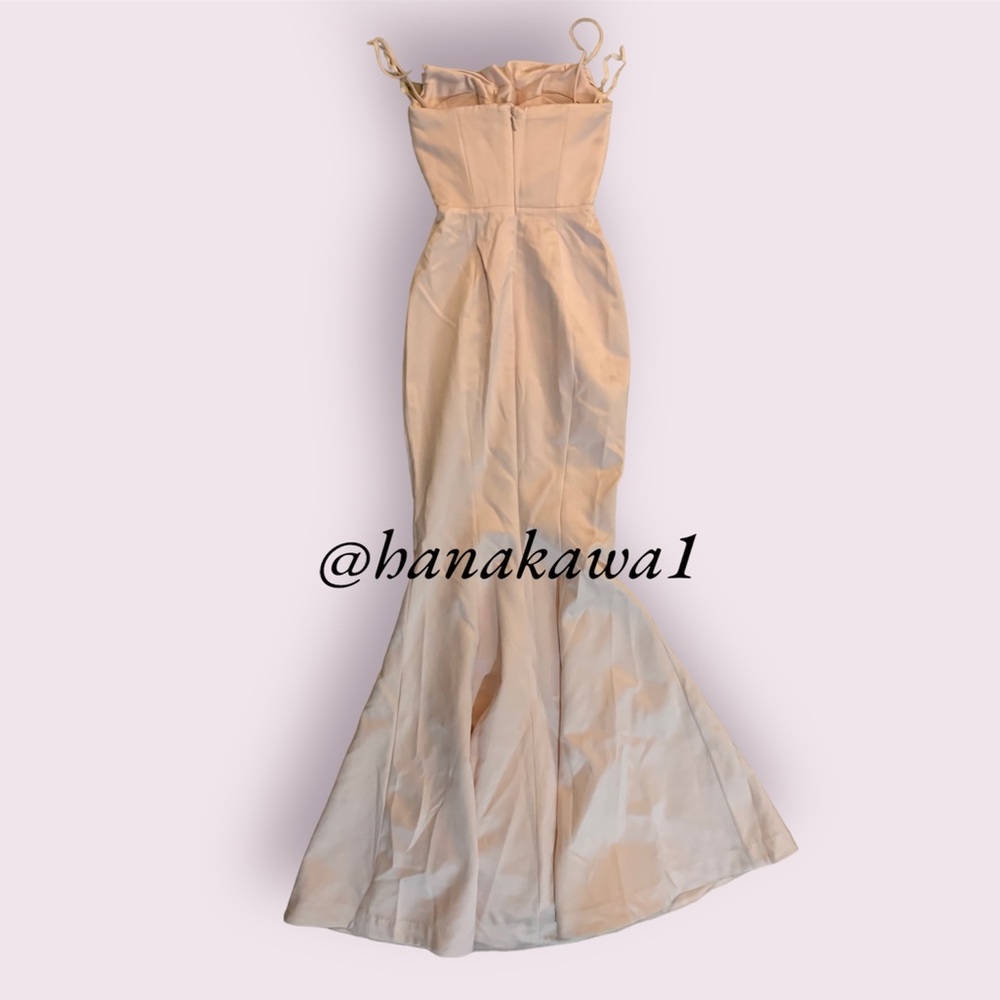 HOUSE OF CB 'Violette' Blush Satin Fishtail Gown - Picture 9 of 12